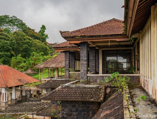 Bali - Het spookhotel Pondok Indah Bedugul